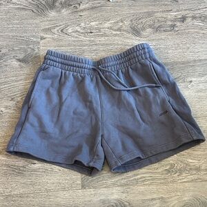Sweatfleece boyfriend mid-thigh short